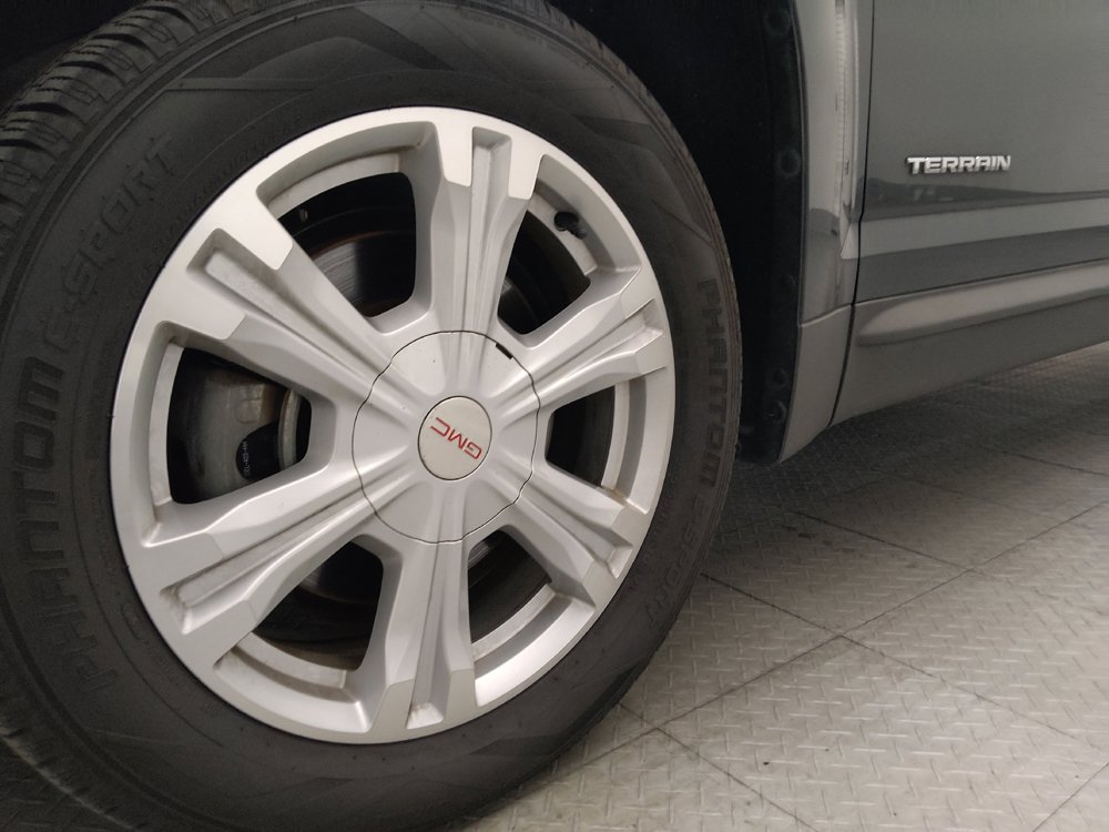 Used 2017 GMC Terrain SLE w/ Driver Alert Package I FWD image 31