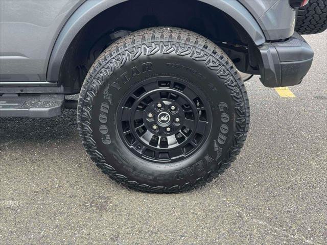 Used 2026 Ford Bronco Badlands AWD/4WD image 11