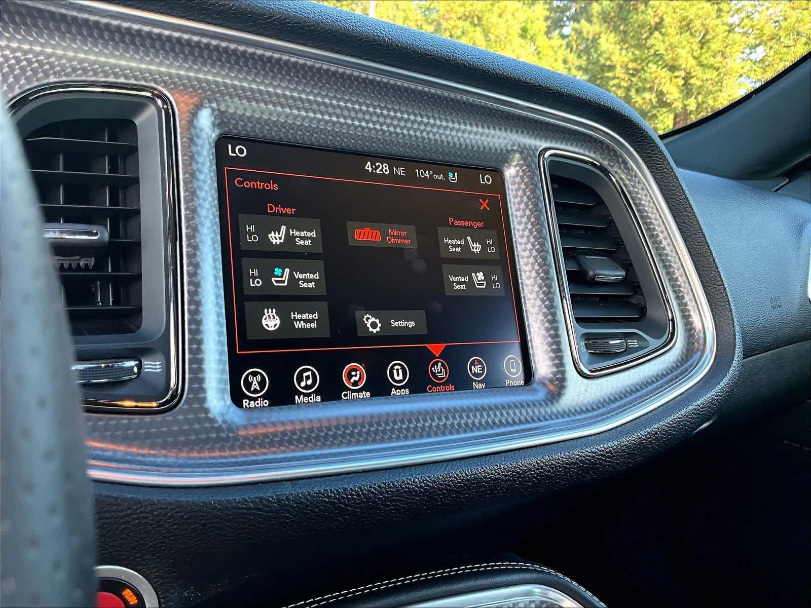 Used 2017 Dodge Challenger SRT Hellcat RWD image 38