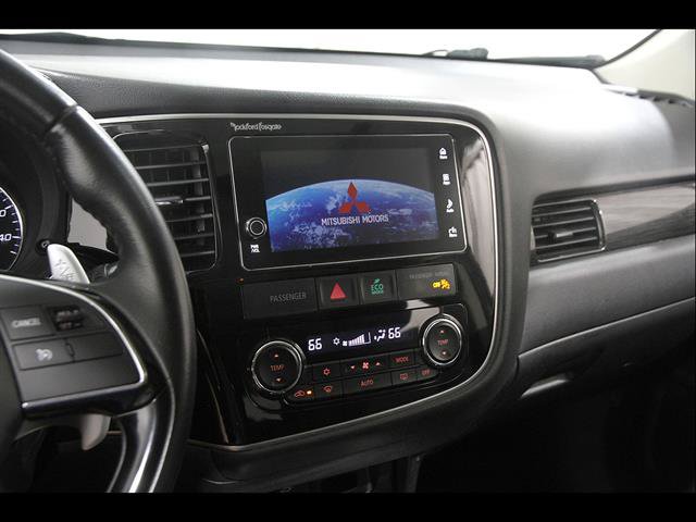 Used 2017 Mitsubishi Outlander GT AWD/4WD image 9