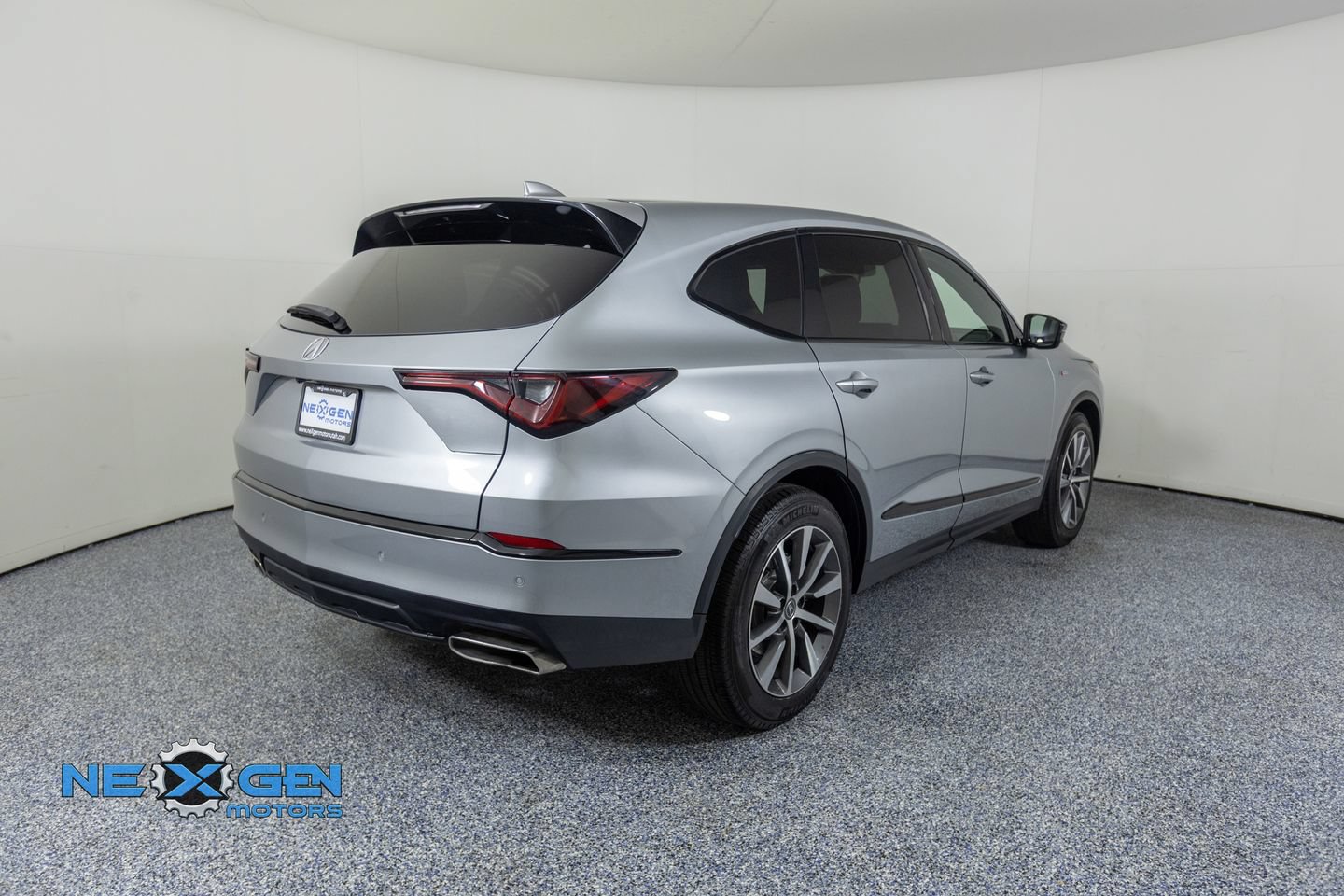 Used 2023 Acura MDX A-Spec AWD/4WD image 7