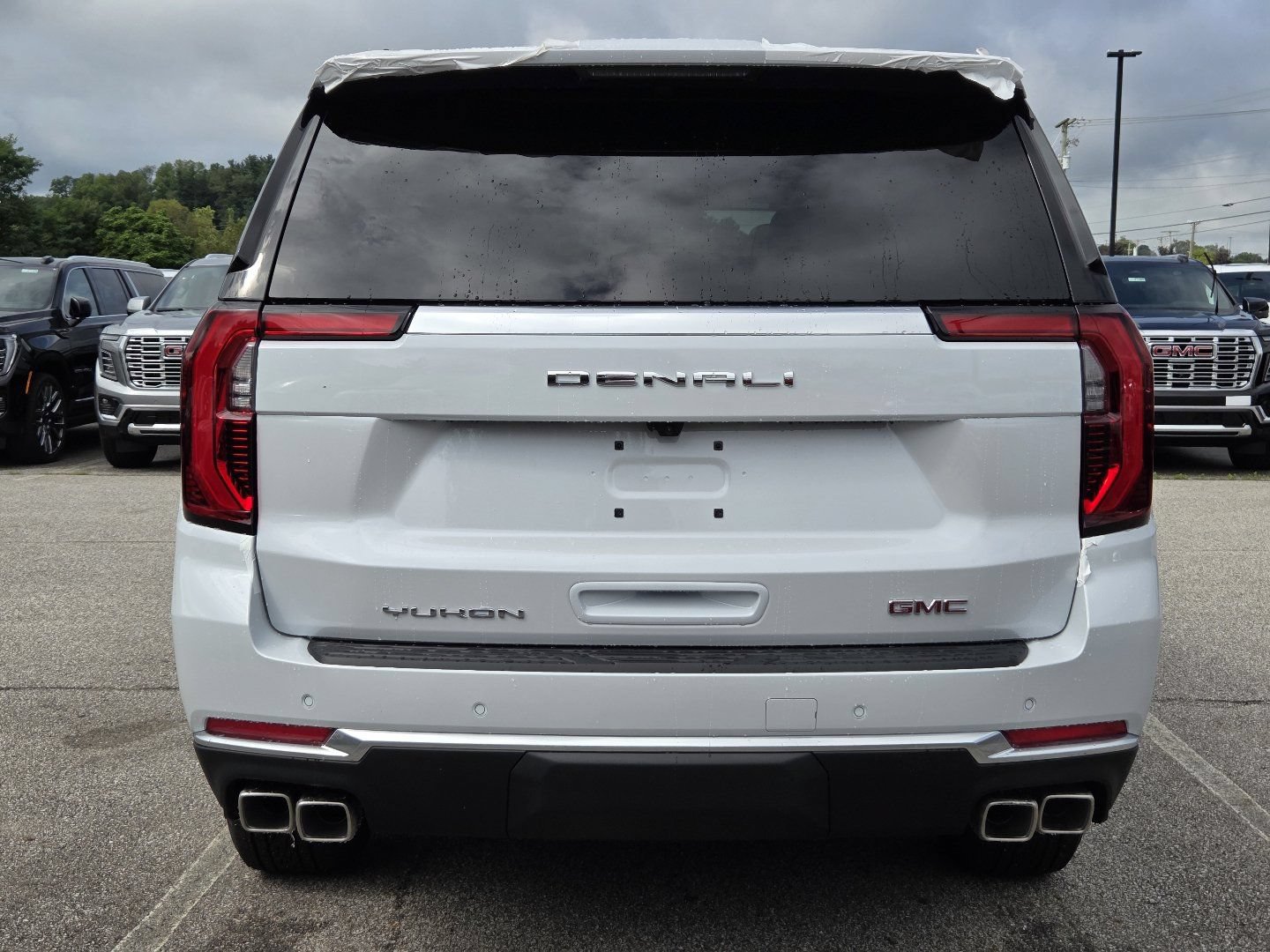 New 2026 GMC Yukon XL Denali w/ Sun & Power Step Package AWD/4WD image 18