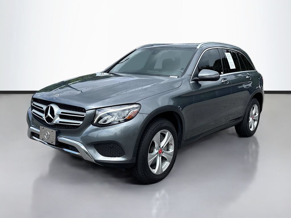 Used 2018 Mercedes-Benz GLC 300 4MATIC w/ Premium Package image 7
