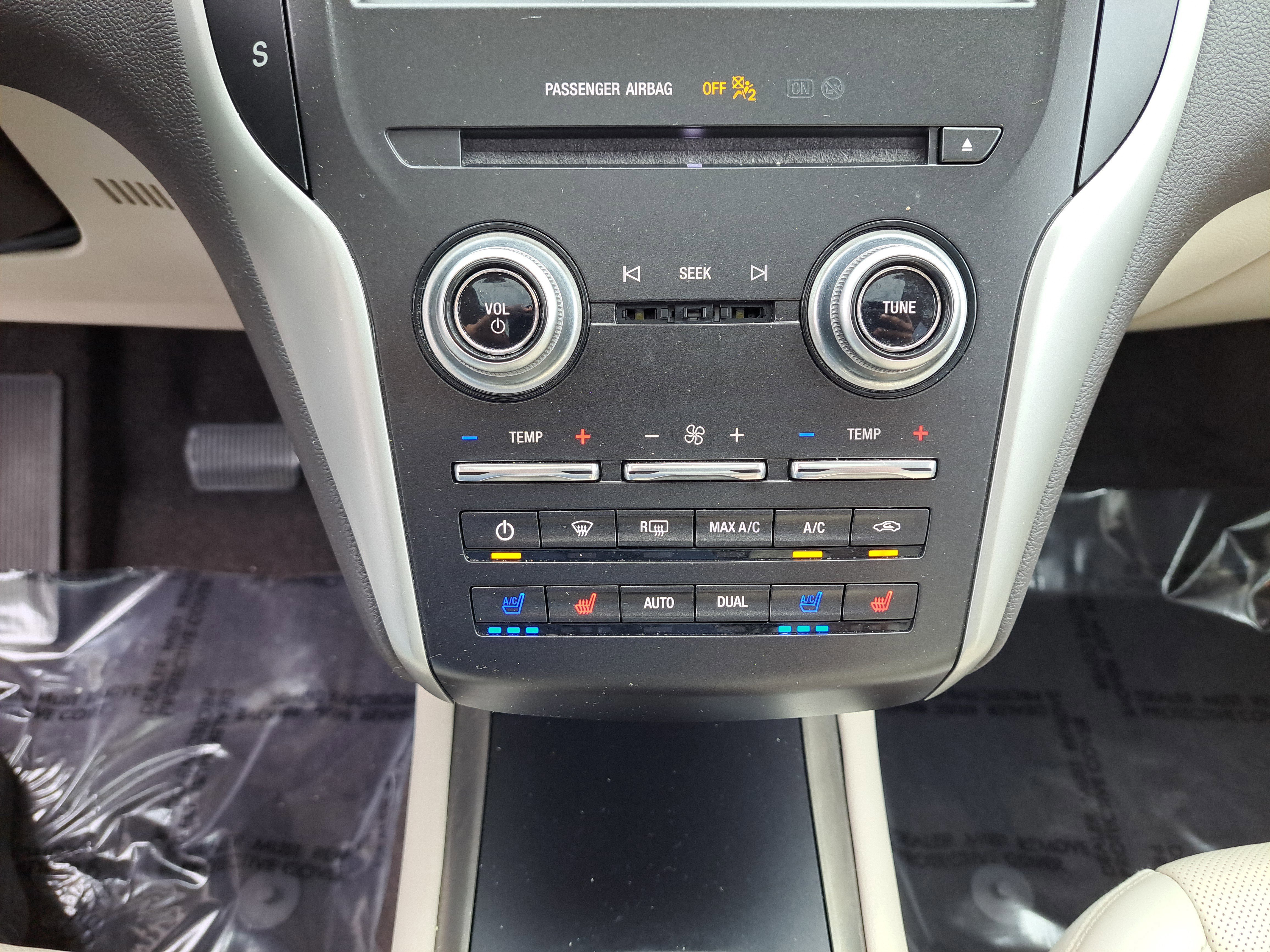 Used 2019 Lincoln MKC Reserve w/ MKC Technology Package image 16