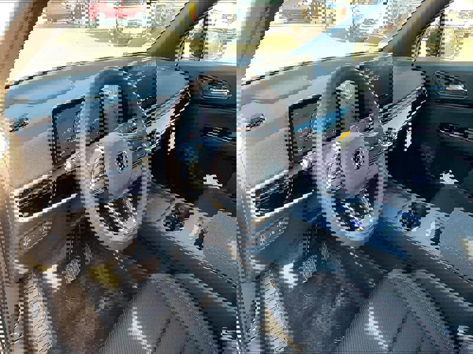 New 2026 Honda Prologue EX image 9