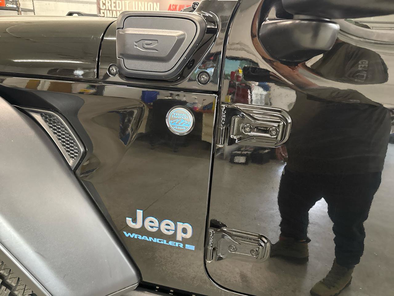 Used 2024 Jeep Wrangler Unlimited image 95