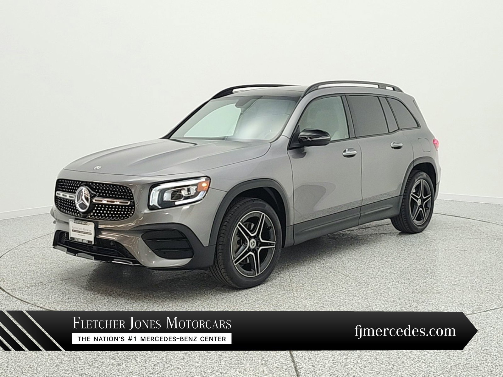 Used 2023 Mercedes-Benz GLB 250 image 1