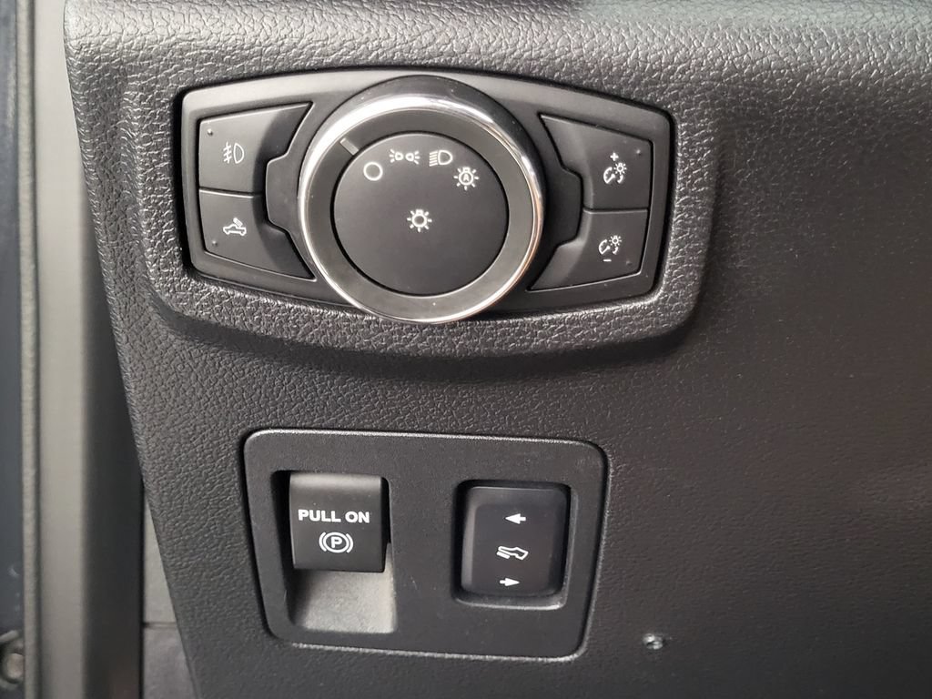 Used 2016 Ford F150 XLT w/ Equipment Group 302A Luxury RWD image 22