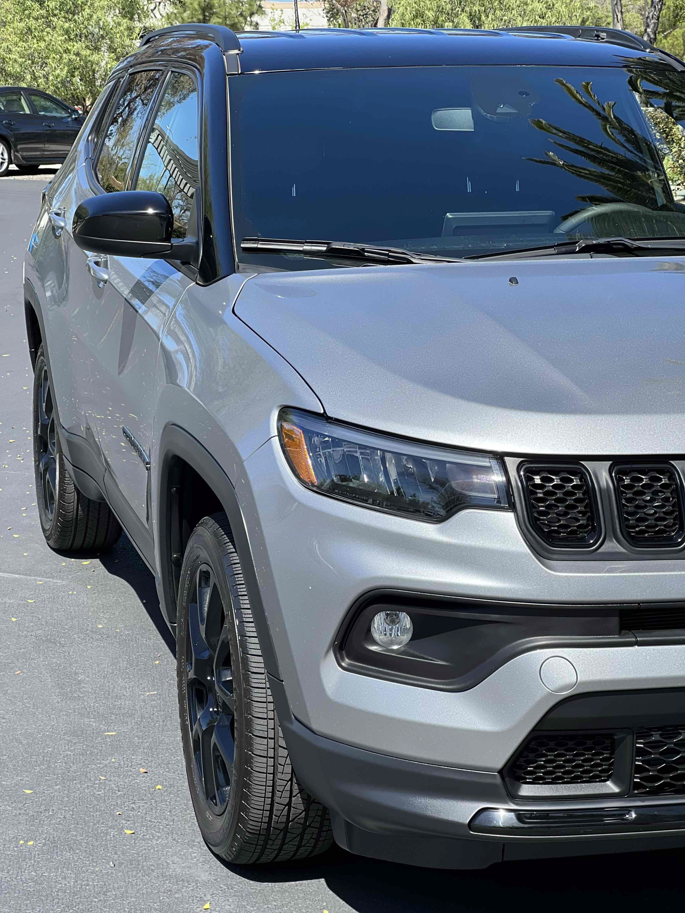 Used 2023 Jeep Compass Latitude AWD/4WD image 65