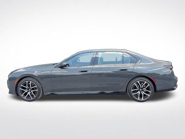 Used 2023 BMW 760i xDrive w/ Parking Assistance Package AWD/4WD image 3