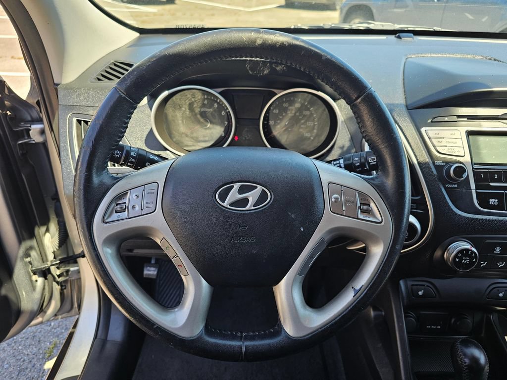 Used 2013 Hyundai Tucson GLS AWD/4WD image 23