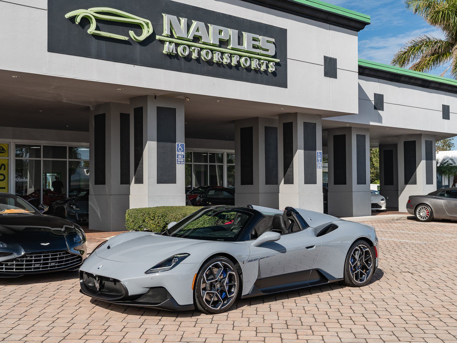Used 2023 Maserati MC20 Spyder image 27