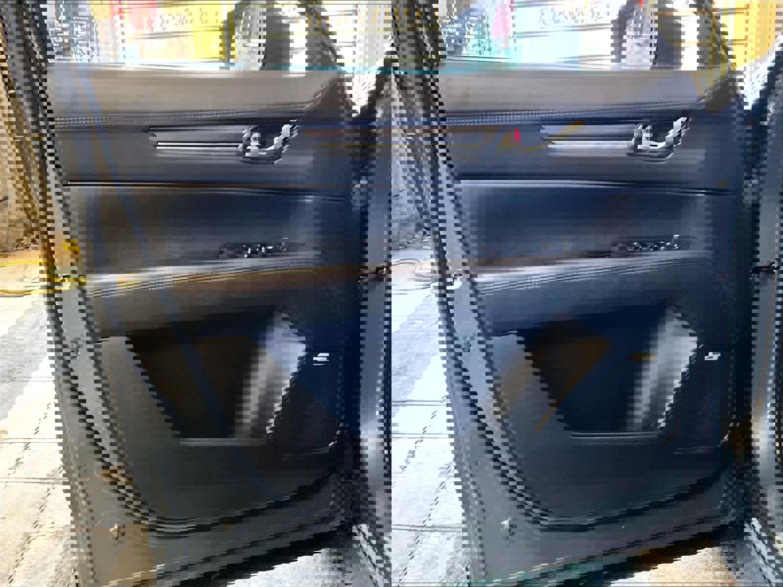 Used 2024 MAZDA CX-5 Carbon Edition image 9