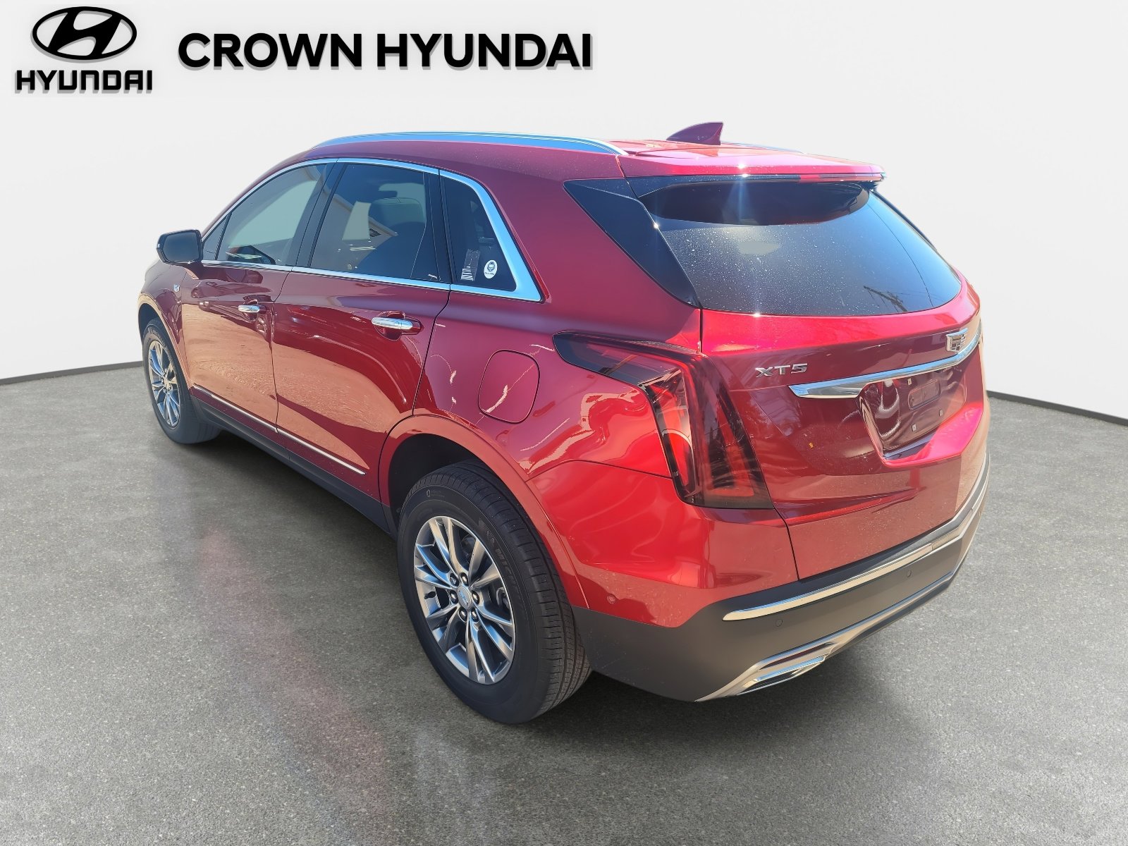 Used 2021 Cadillac XT5 Premium Luxury image 7