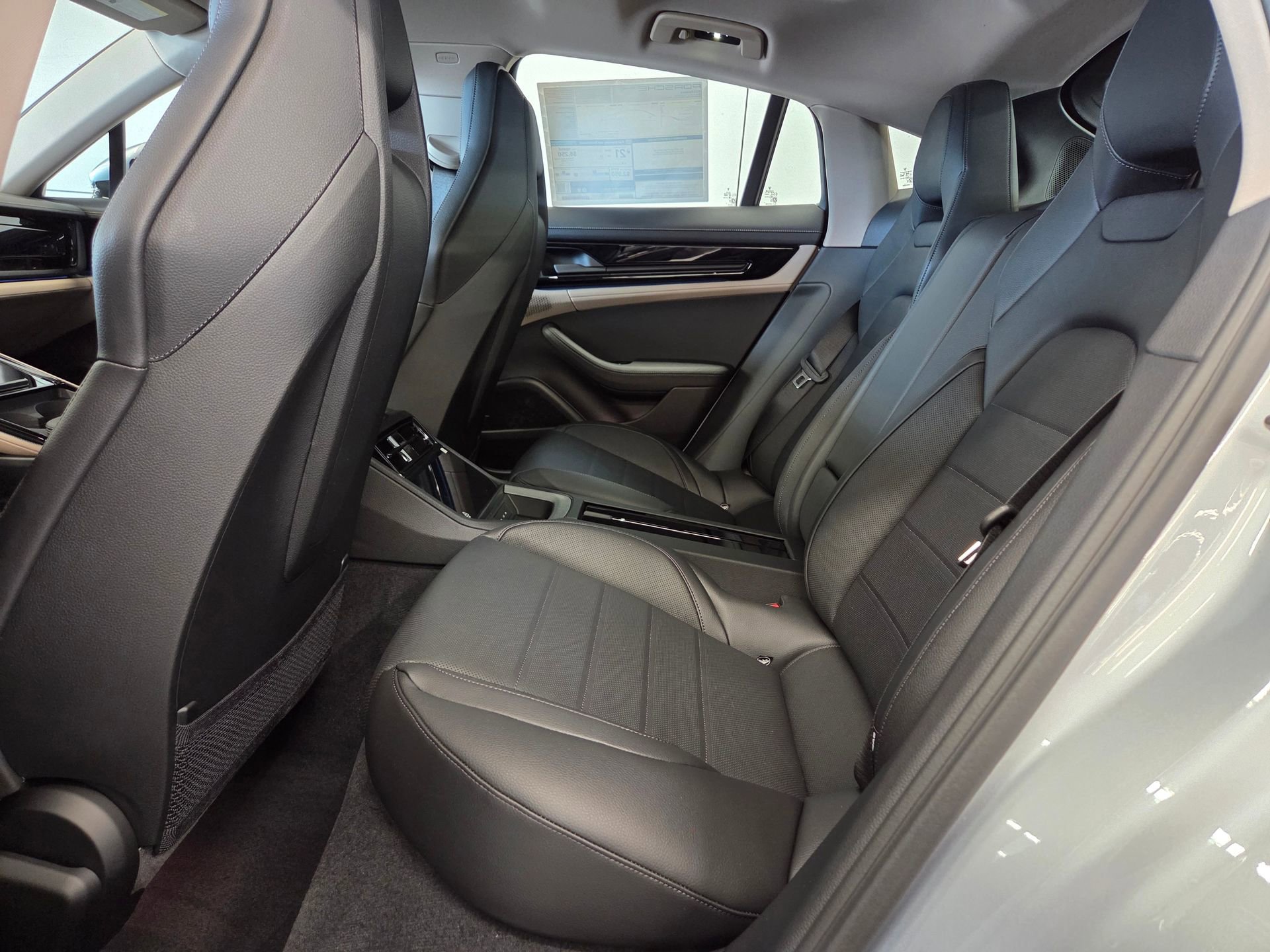 New 2026 Porsche Panamera image 11