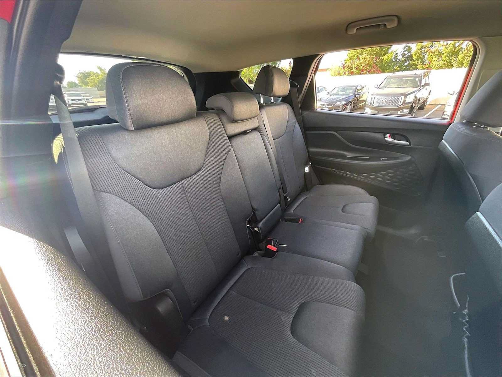 Used 2020 Hyundai Santa Fe SEL FWD image 30