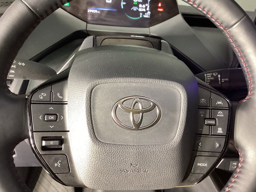 Used 2024 Toyota Prius Prime SE image 22