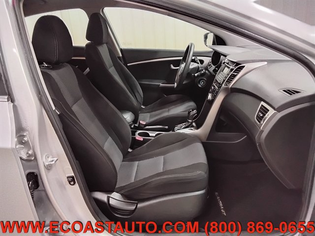 Used 2016 Hyundai Elantra GT FWD image 14