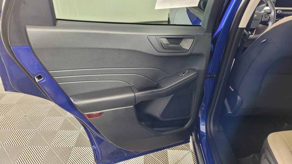 Used 2022 Ford Escape SE w/ Convenience Package image 28