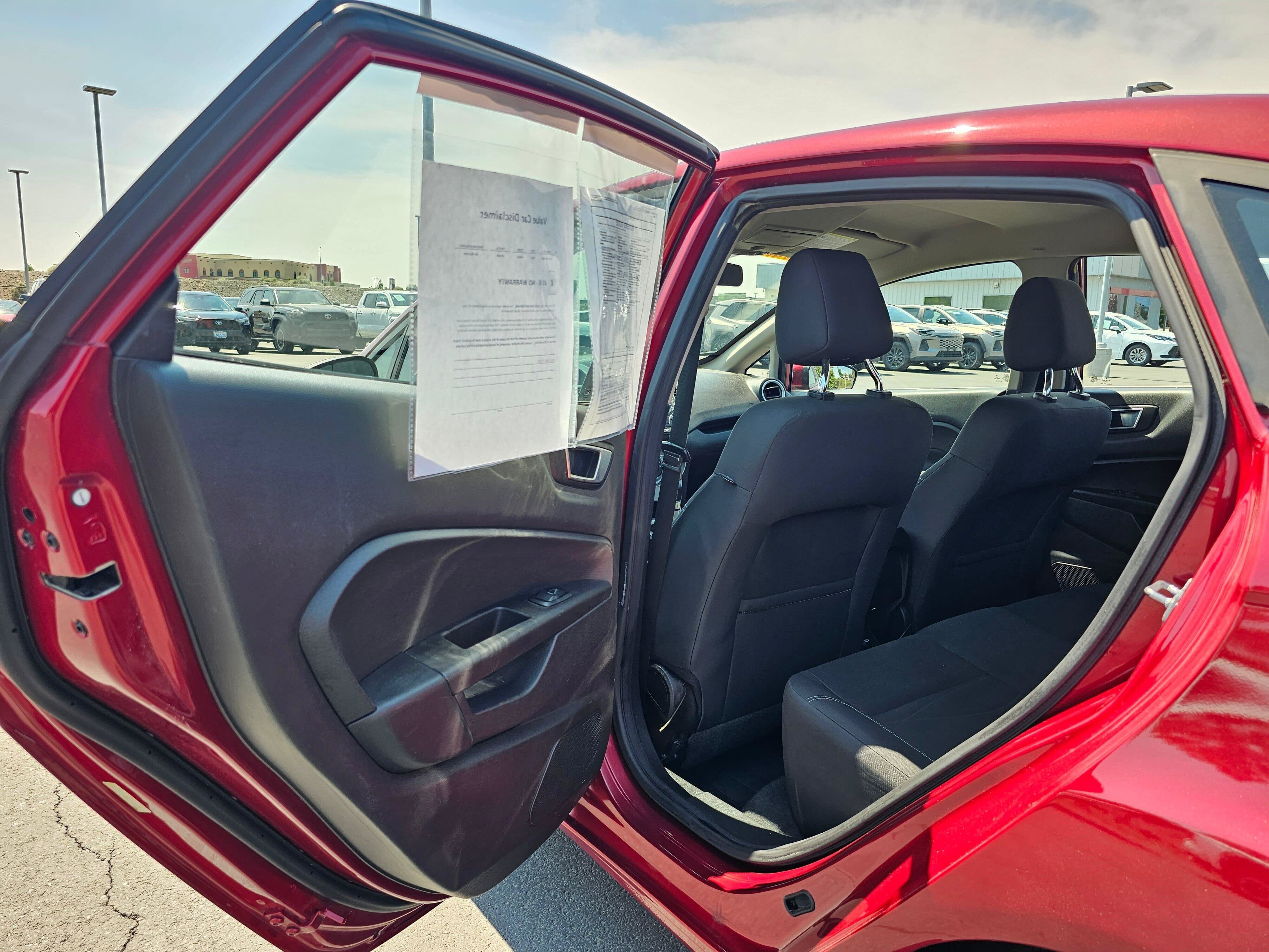 Used 2016 Ford Fiesta SE FWD image 16
