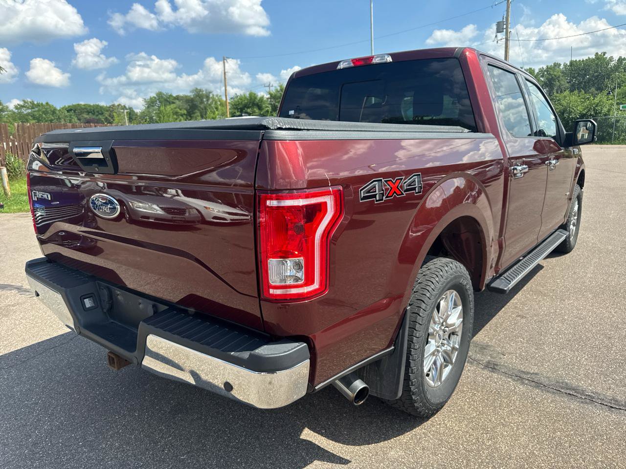 Used 2017 Ford F150 XLT w/ Equipment Group 302A Luxury AWD/4WD image 5