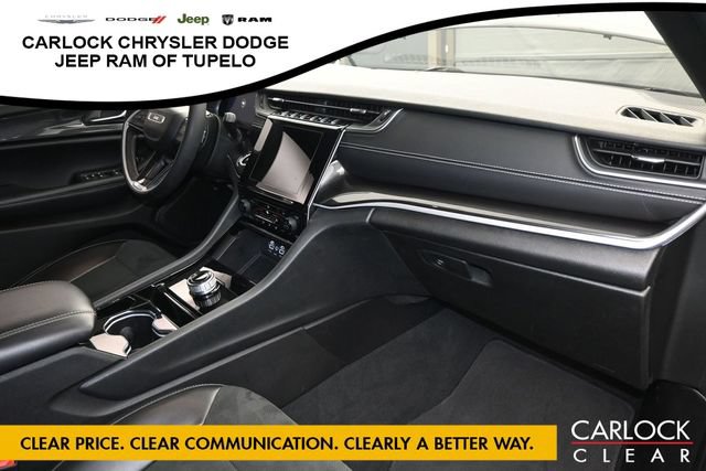 Used 2023 Jeep Grand Cherokee L Laredo RWD image 37