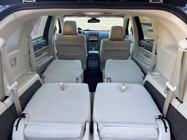 Used 2019 Lincoln MKT AWD image 63