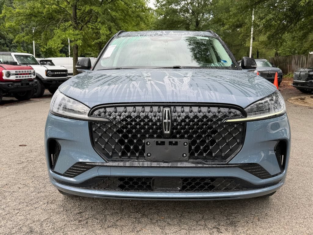 New 2026 Lincoln Aviator Reserve w/ Luxury Package AWD/4WD image 2