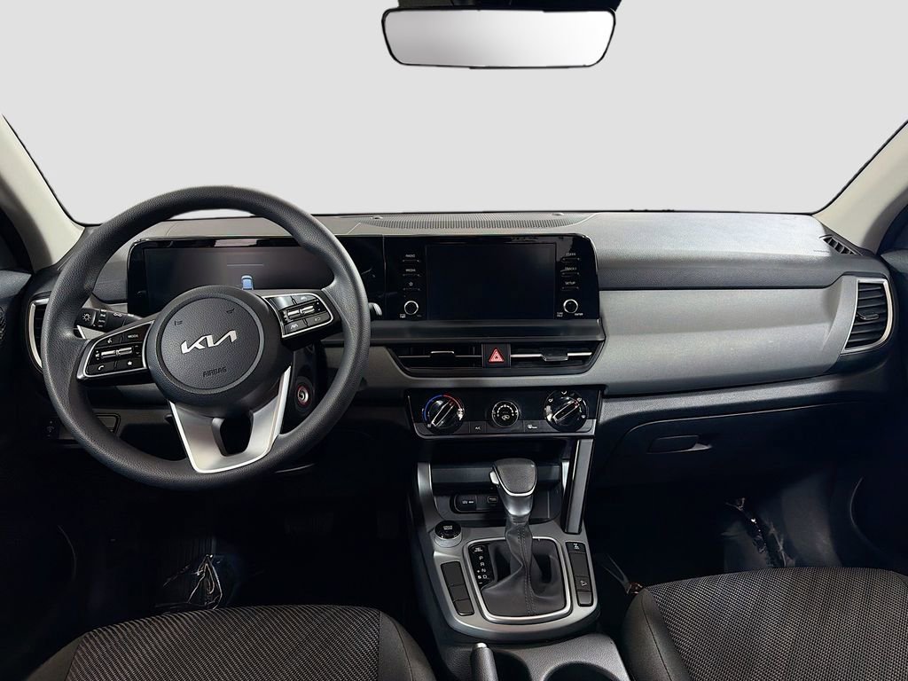 Used 2025 Kia Seltos LX AWD/4WD image 22