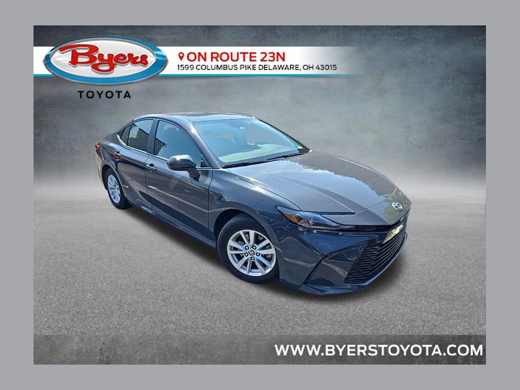 Used 2025 Toyota Camry LE FWD image 1