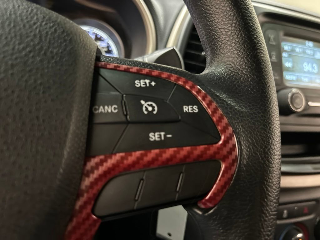Used 2016 Jeep Cherokee Sport FWD image 20