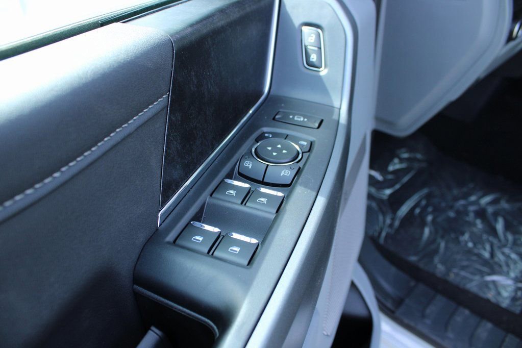 New 2026 Ford F350 XLT w/ XLT Premium Package image 30