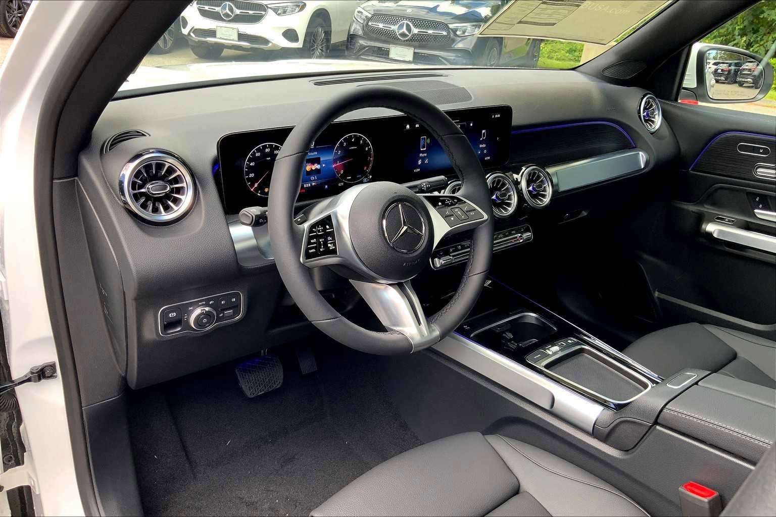 Certified 2026 Mercedes-Benz GLB 250 GLB 250 image 9