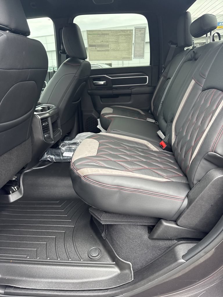 New 2026 RAM 2500 Big Horn AWD/4WD image 12