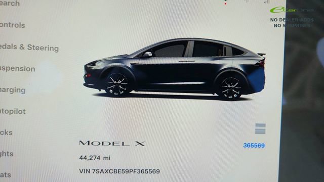 Used 2023 Tesla Model X image 41