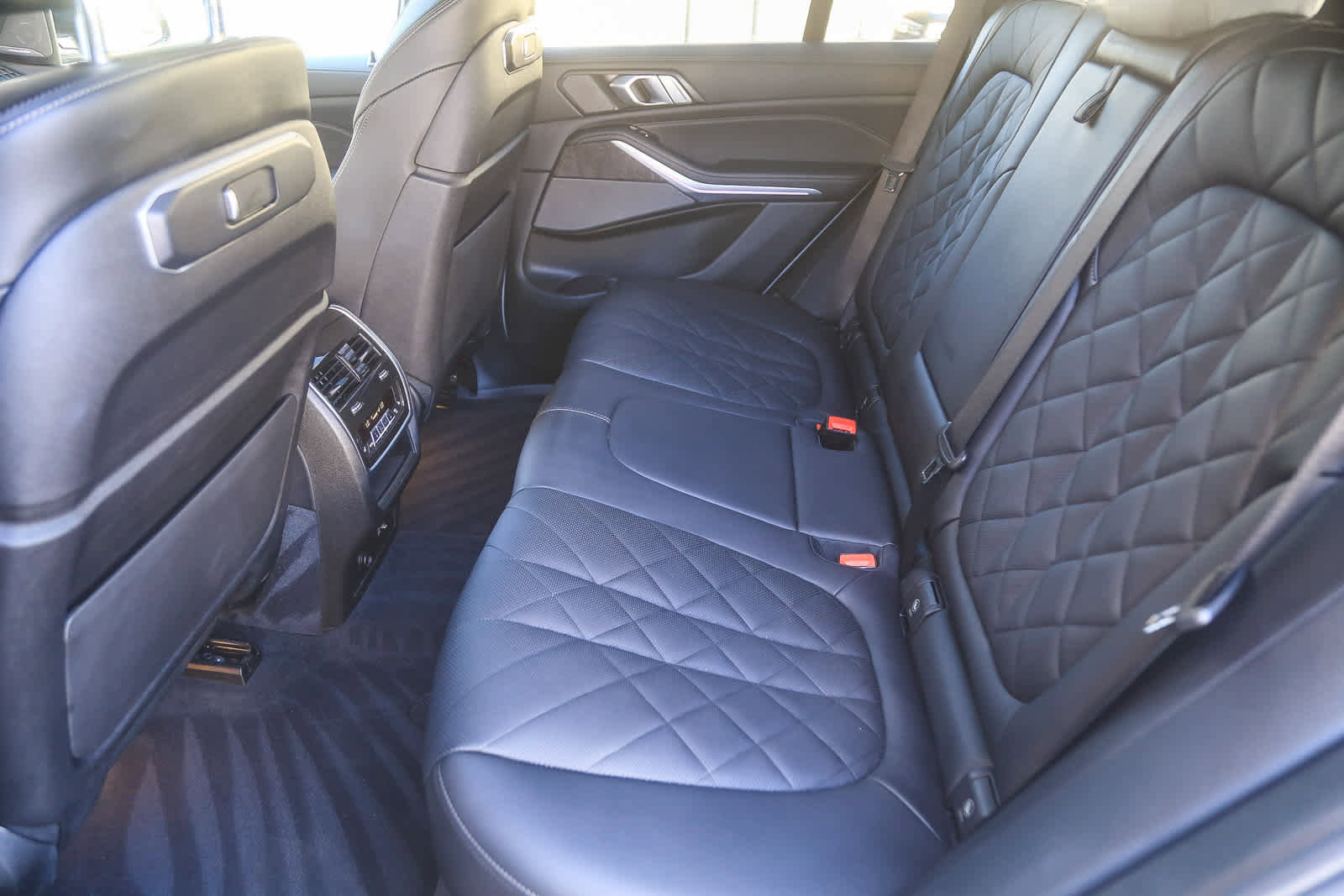 Certified 2025 BMW X5 M60i image 15