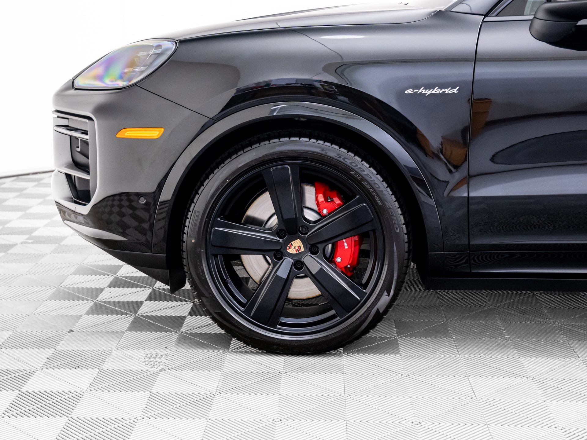 New 2026 Porsche Cayenne S image 36