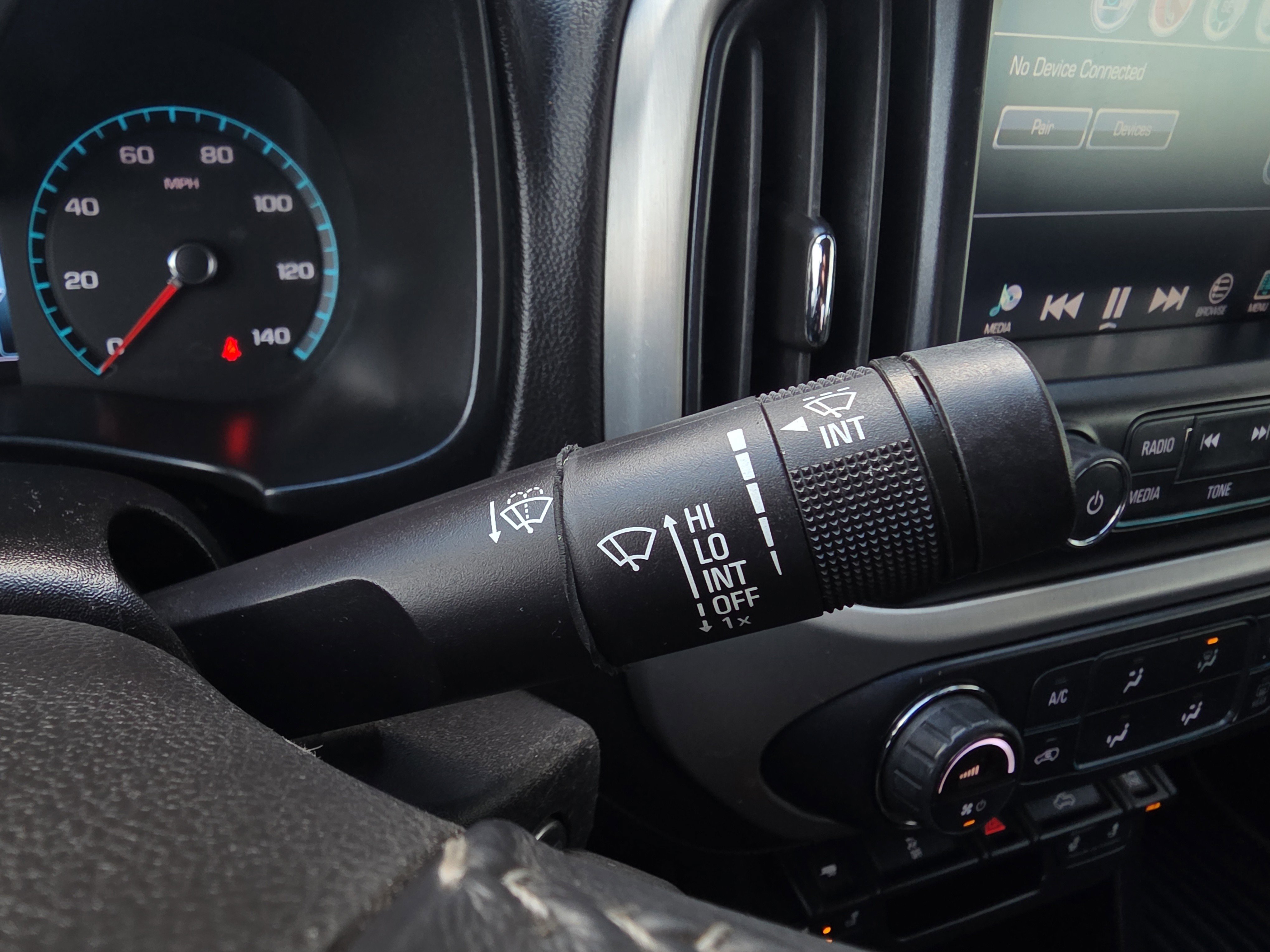 Used 2018 GMC Canyon SLT w/ Driver Alert Package image 16