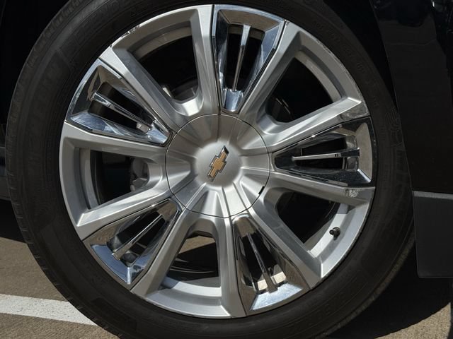 Used 2021 Chevrolet Suburban High Country AWD/4WD image 9