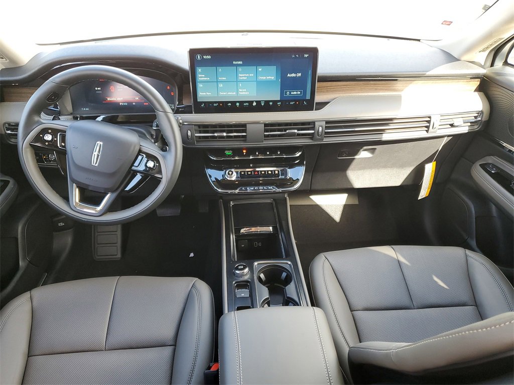 New 2026 Lincoln Corsair Grand Touring image 15