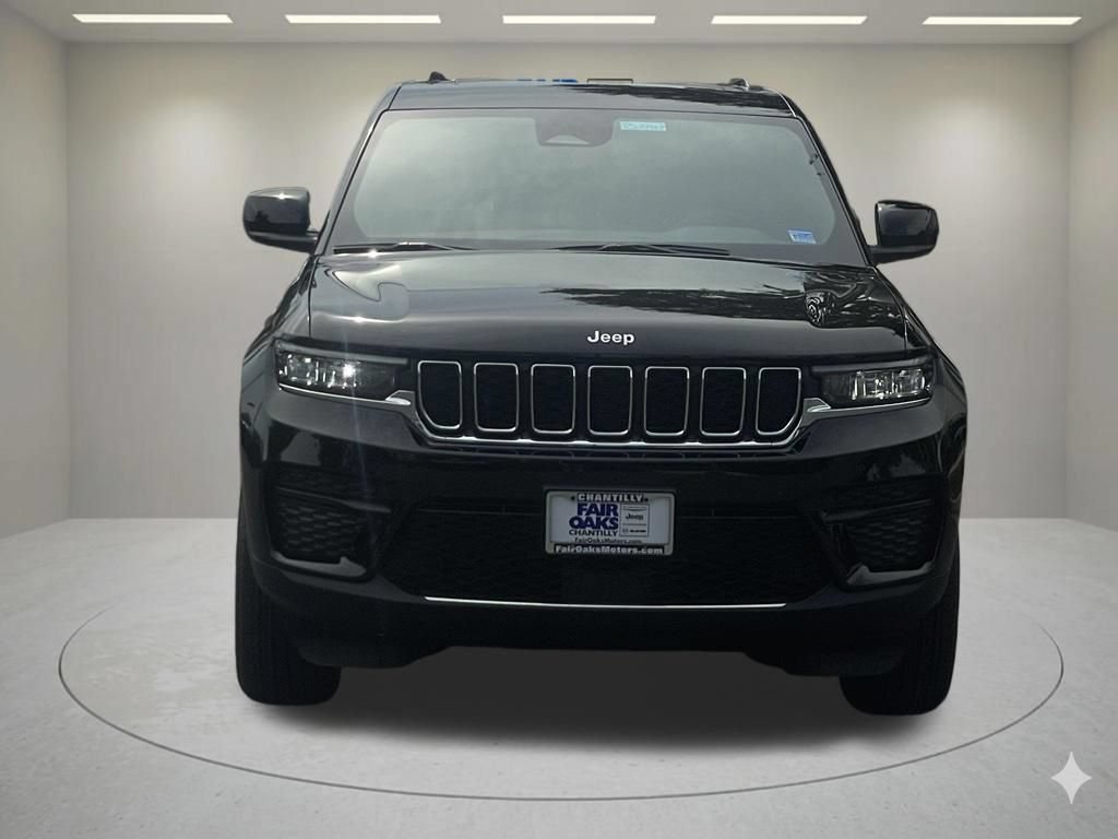 New 2026 Jeep Grand Cherokee Laredo X AWD/4WD image 3