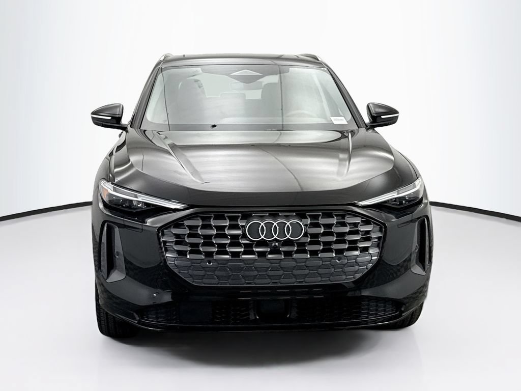 Used 2025 Audi Q5 Premium Plus w/ Premium Plus AWD/4WD image 3