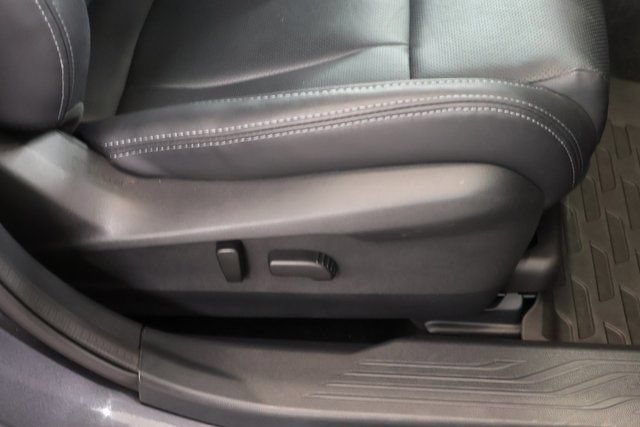 Certified 2025 Subaru Outback Touring XT AWD/4WD image 32