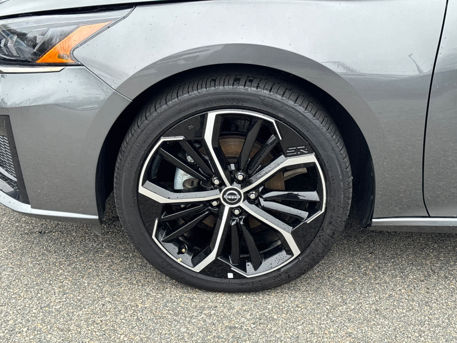 Used 2025 Nissan Altima 2.5 SR image 10