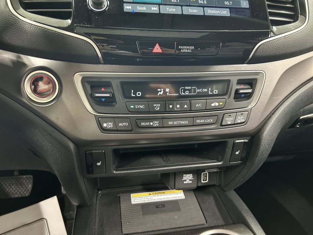 Used 2022 Honda Pilot Special Edition image 16
