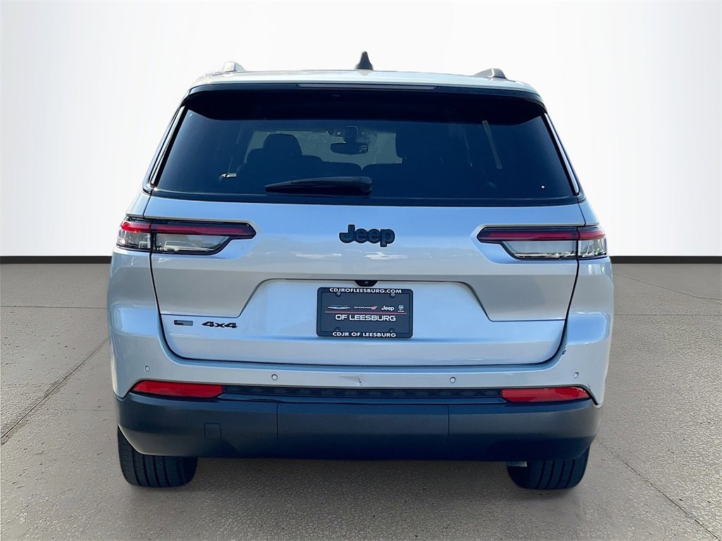 Certified 2023 Jeep Grand Cherokee L Laredo image 6
