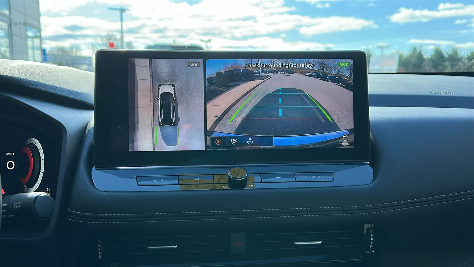 Certified 2025 Nissan Rogue Platinum w/ Platinum Premium Package image 19