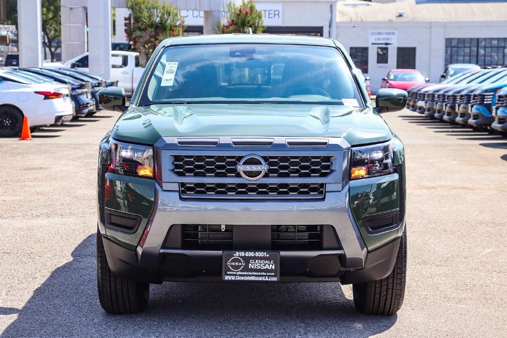 New 2027 Nissan Frontier SV w/ Tow Package RWD image 2