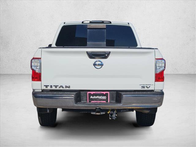 Used 2017 Nissan Titan SV RWD image 7