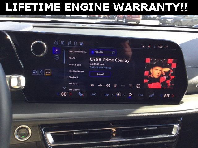 Used 2025 Chevrolet Traverse LT image 16